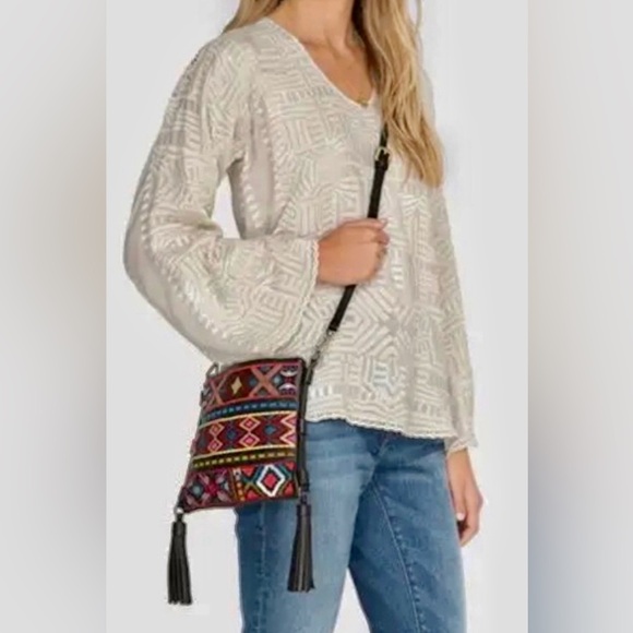 Johnny Was Zipped Crossbody Black Leather And Embroidery Design Tassel Bag NWT - Picture 5 of 14